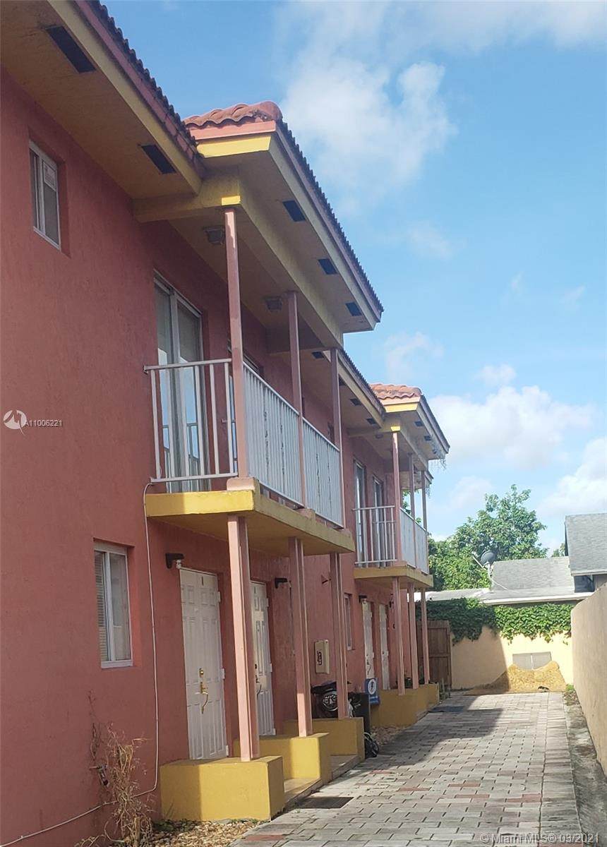 2720 10th Ave - Photo 1
