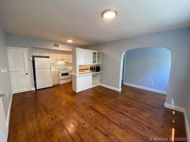 1289 Marseille Dr - Photo 1