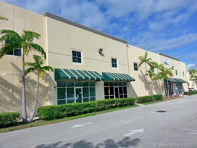 1071 31st Ave - Photo 1