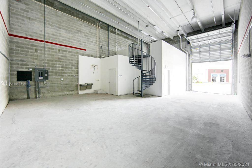 2355 70th Ave 6 - Photo 1