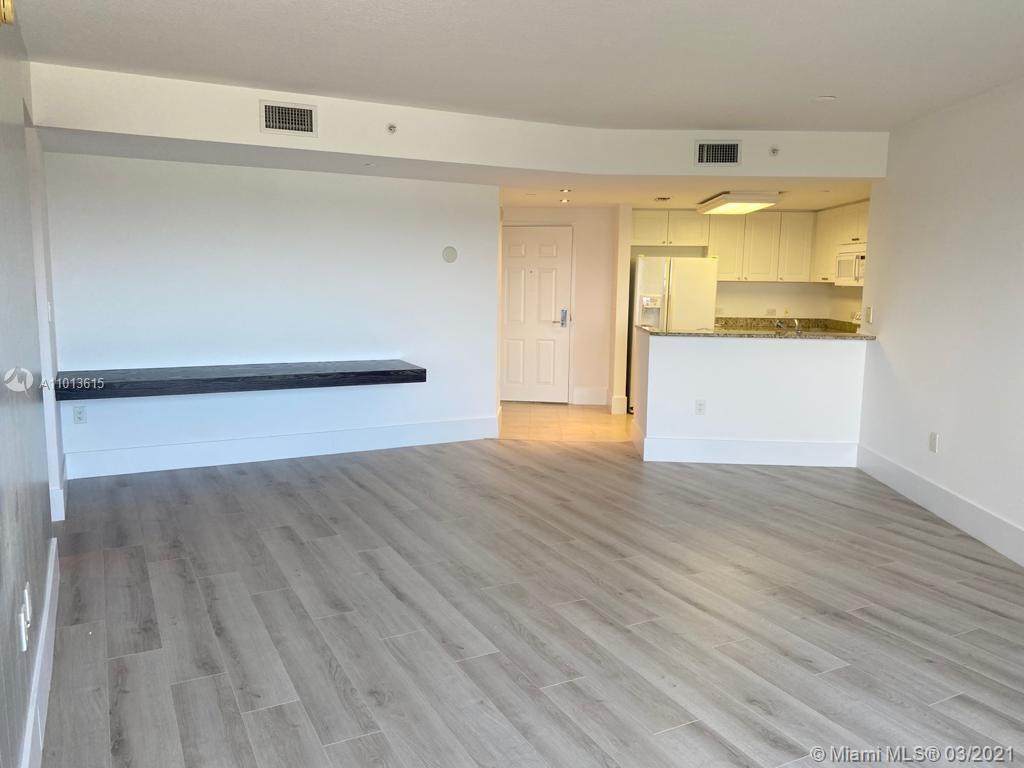 19501 Country Club Dr - Photo 1