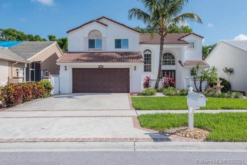 10037 Country Brook Rd - Photo 1
