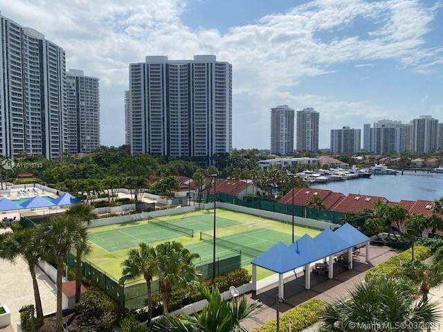 3610 Yacht Club Dr - Photo 1