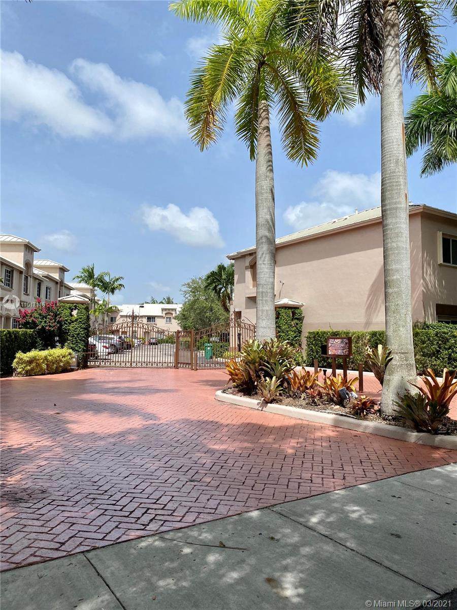 15720 92nd Ave - Photo 1