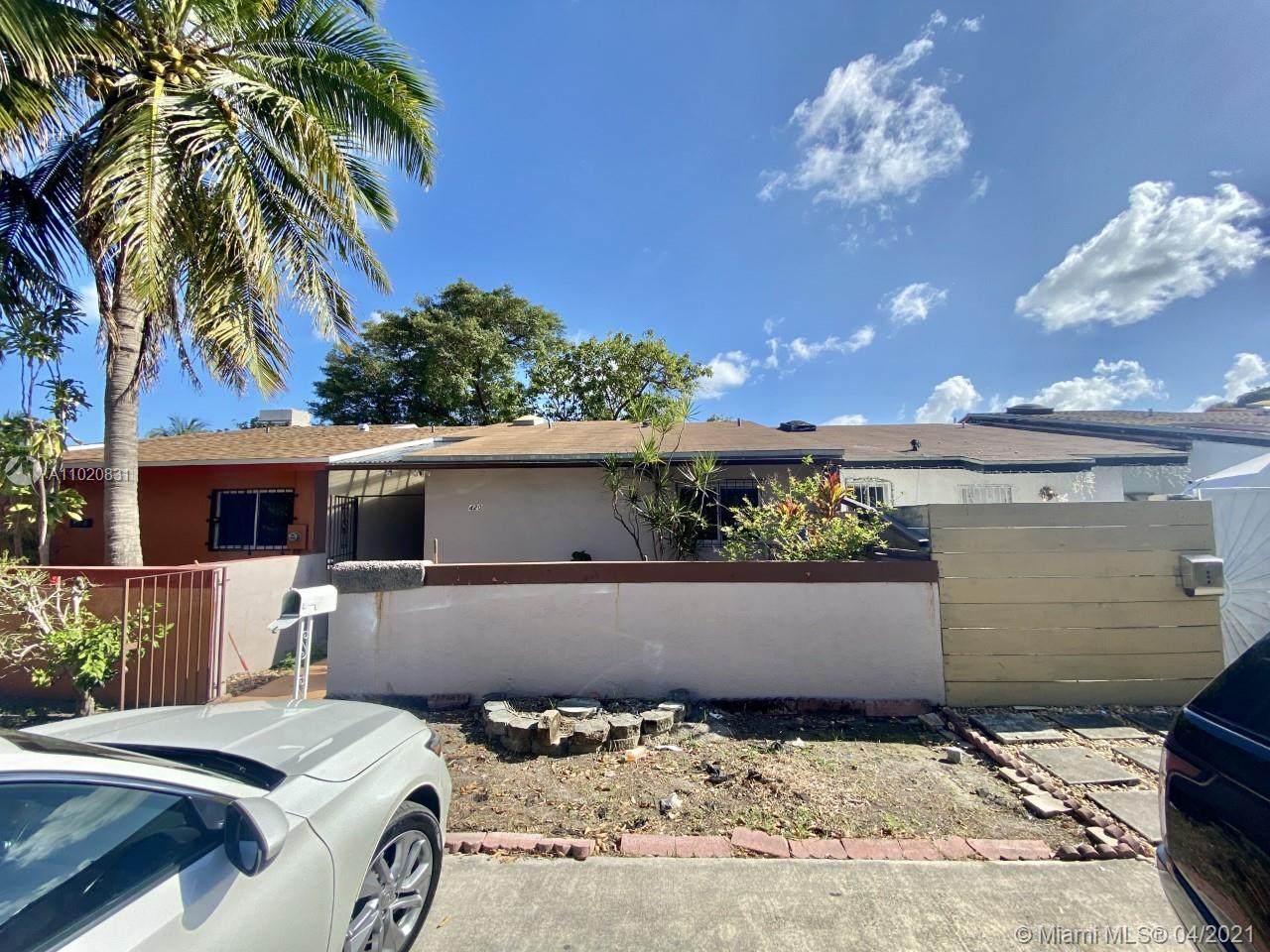 420 8th St - Photo 1
