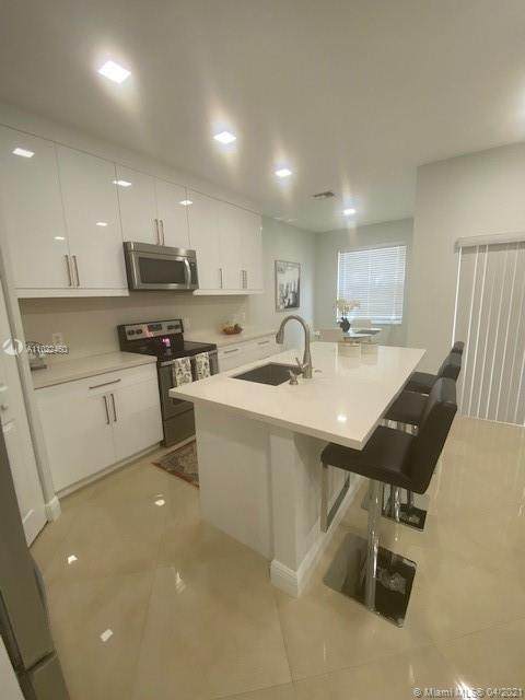 2934 Crestwood Ter - Photo 1