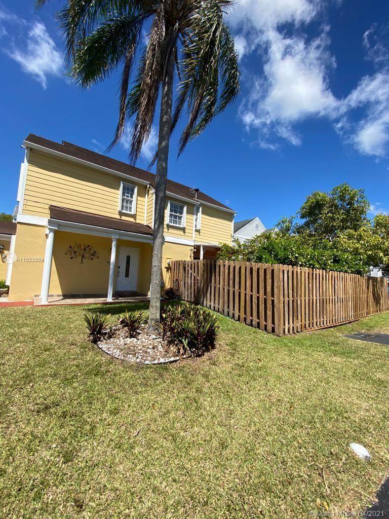 11829 117th Pl - Photo 1