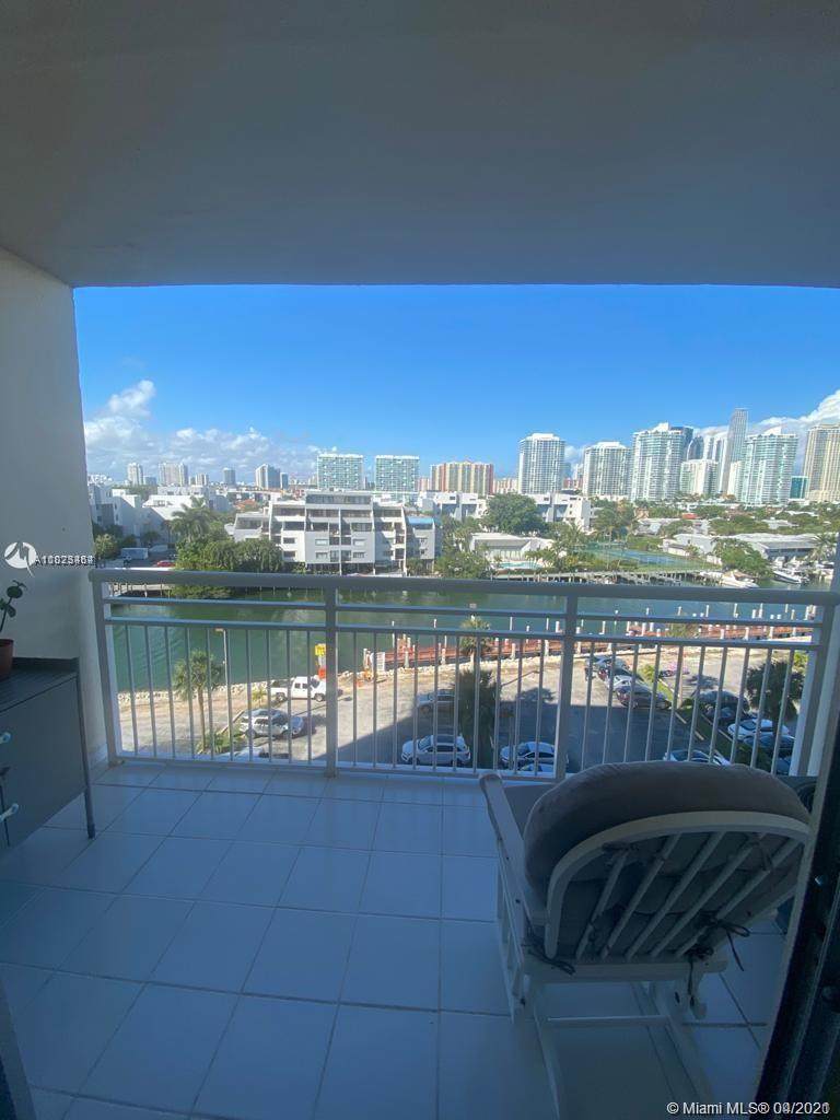 400 Kings Point Dr - Photo 1