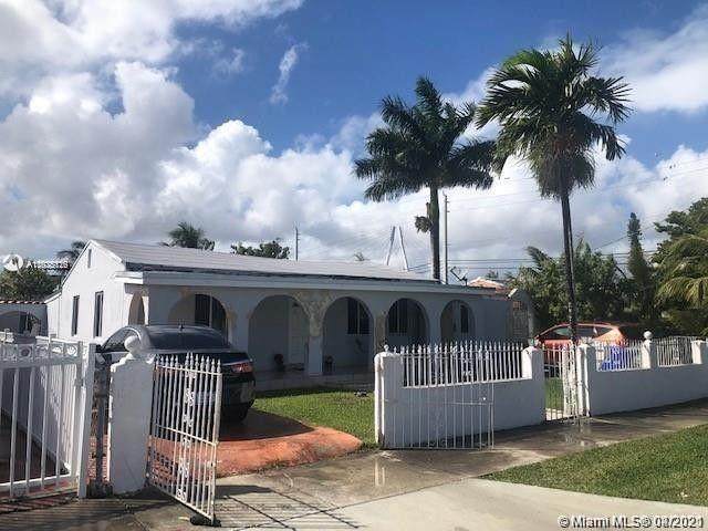 860 19th Ct - Photo 1