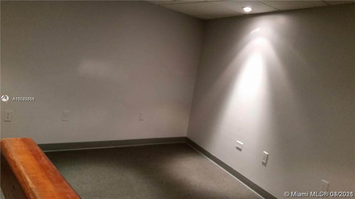 5401 Collins Ave - Photo 1