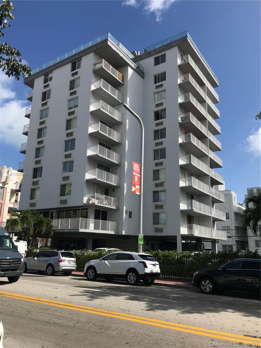 1255 Collins Ave - Photo 1