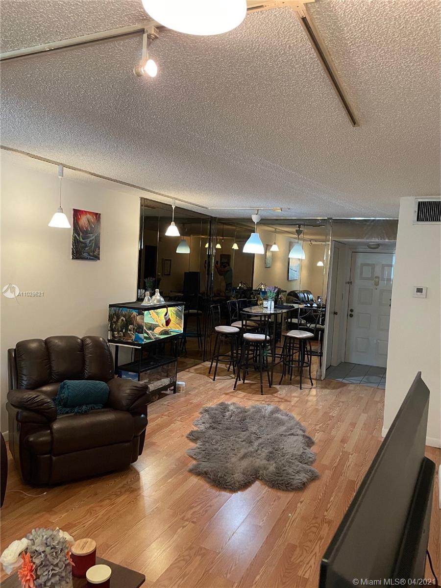737 1st Way - Photo 1