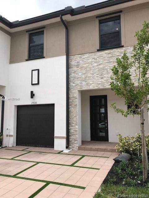 15570 91st Ct - Photo 1