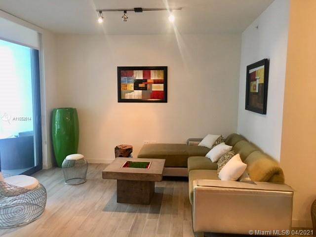 999 1st Ave - Photo 1