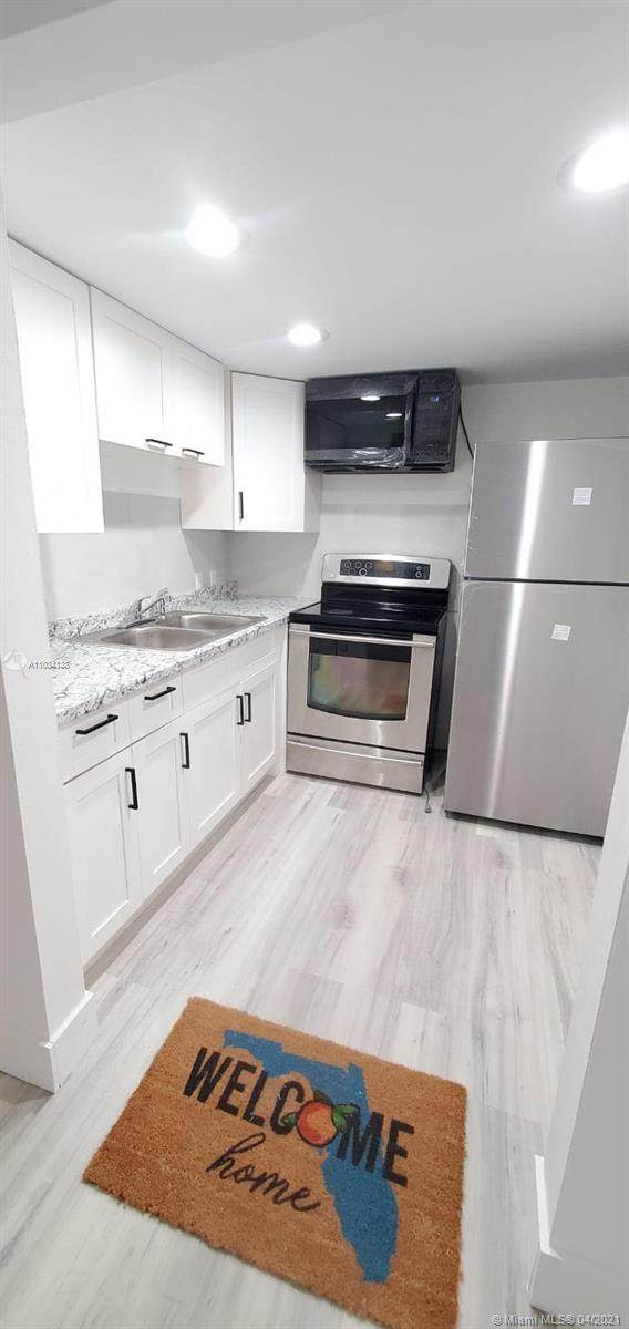 274 Suffolk G - Photo 1