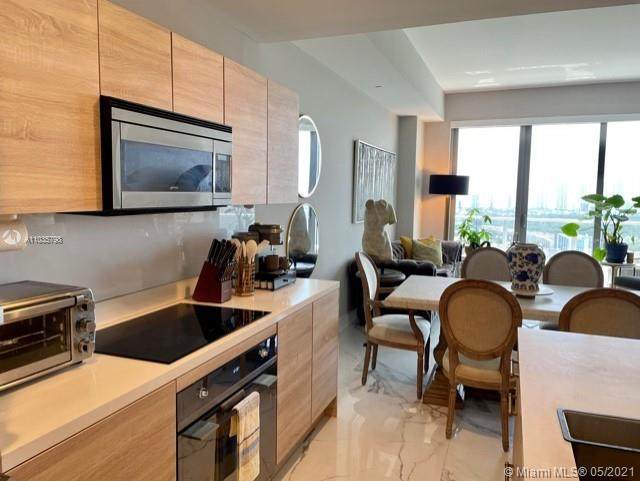 16385 Biscayne Blvd - Photo 1