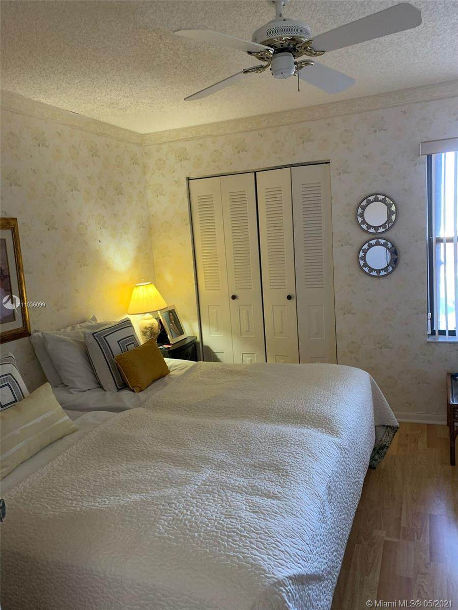 4704 Lucerne Lakes Blvd E - Photo 1