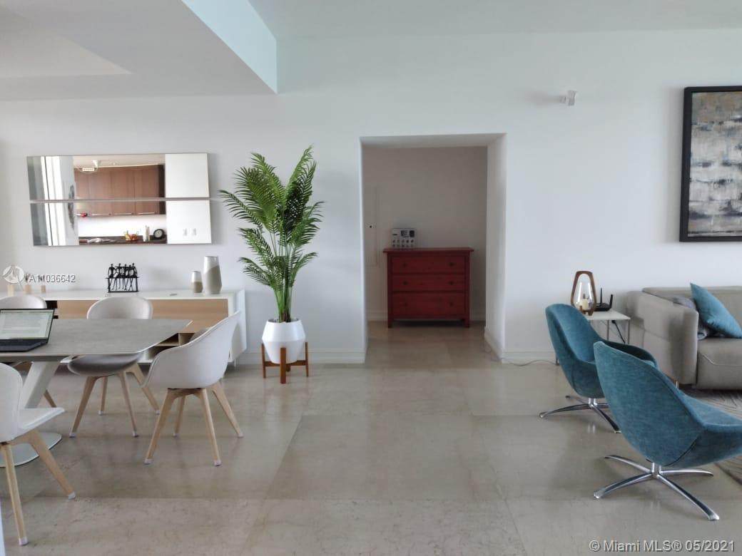 15901 Collins Ave - Photo 1