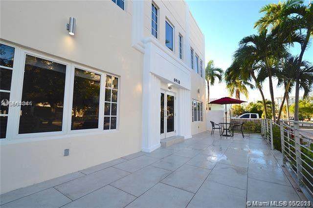 6918 Bay Dr - Photo 1