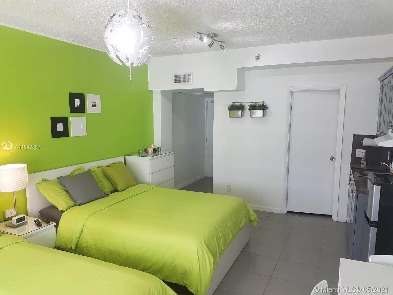 6345 Collins Ave - Photo 1