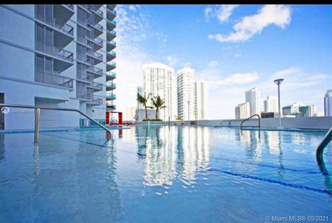350 Miami Ave - Photo 1