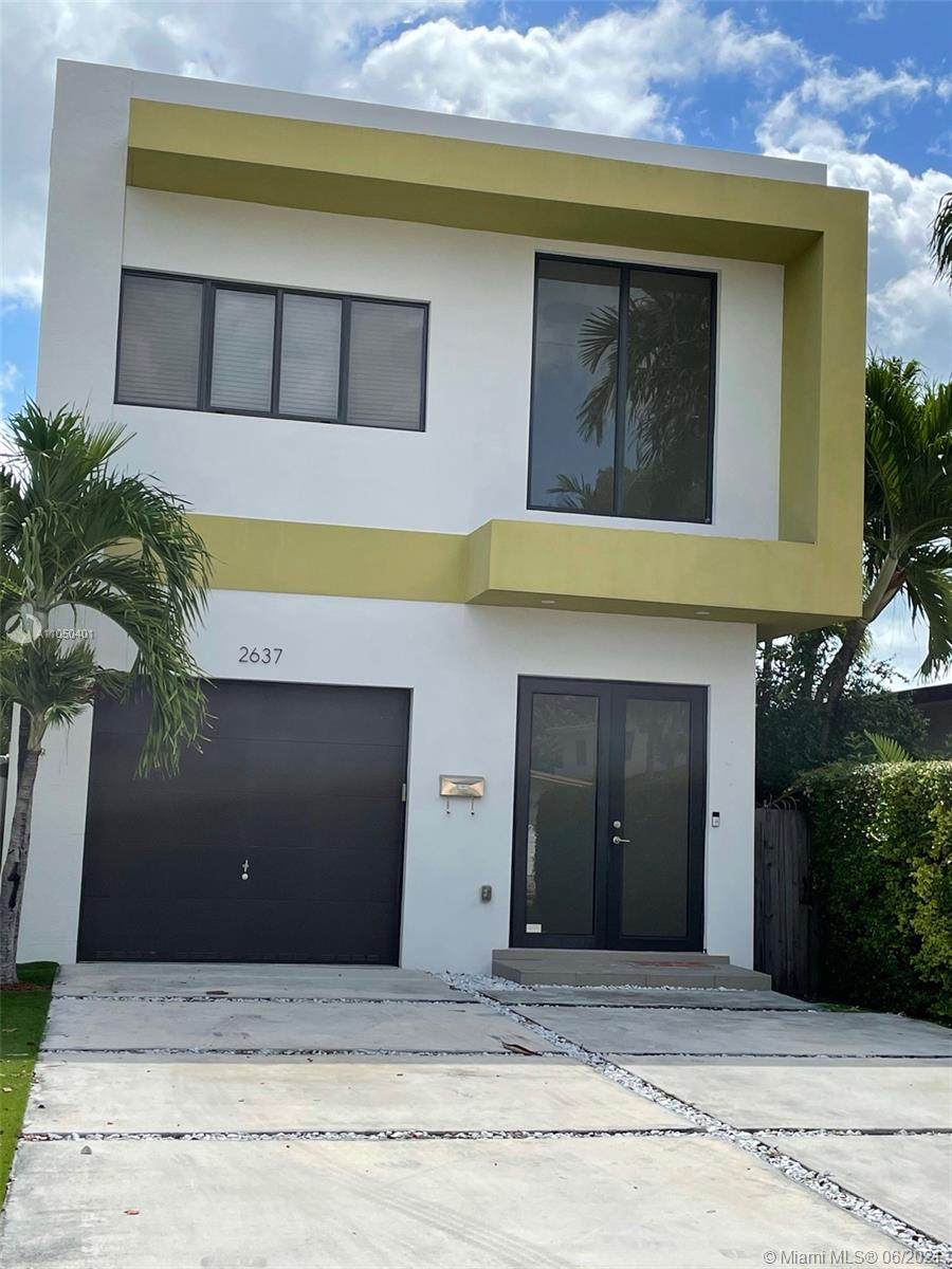 2637 34th Ave - Photo 1
