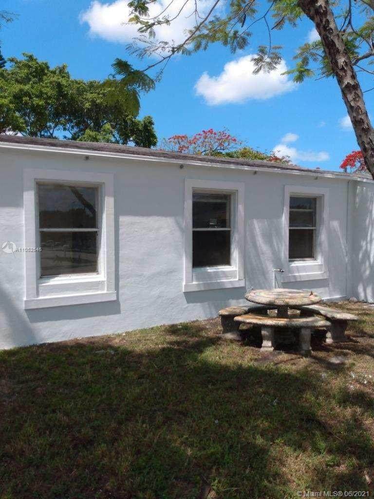 4109 14th St - Photo 1