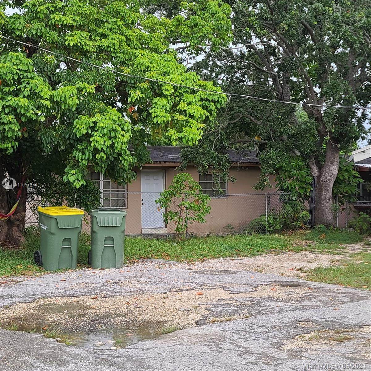 1140 12th St - Photo 1