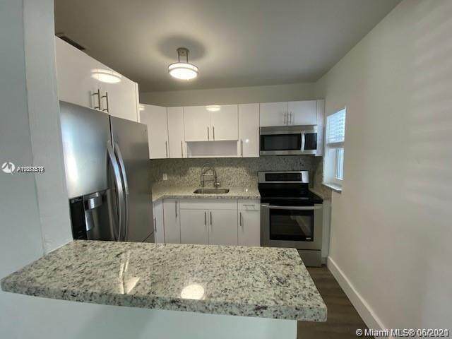 1870 74th Avenue Rd - Photo 1