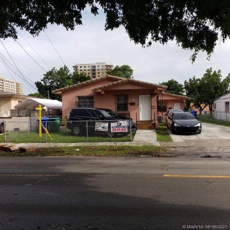 4262 3rd St - Photo 1