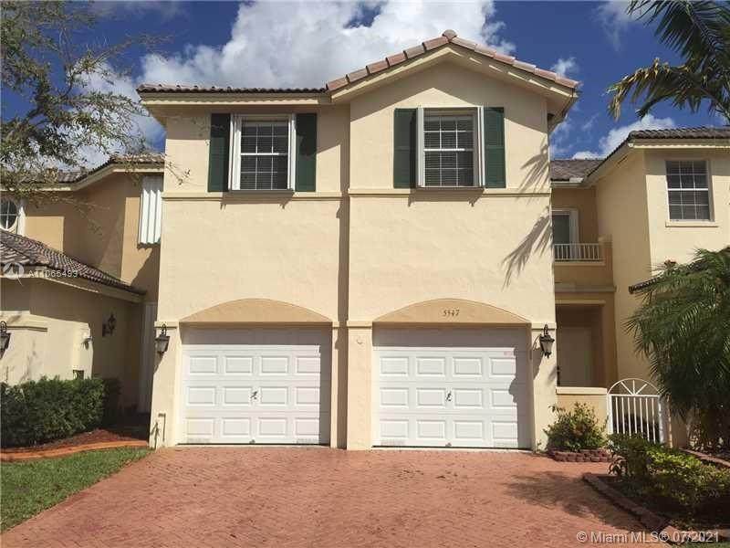 5547 113th Ave - Photo 1