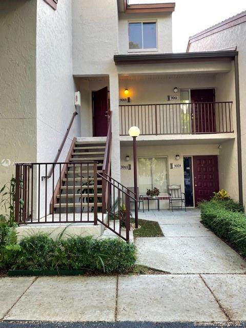 9065 138th Pl - Photo 1