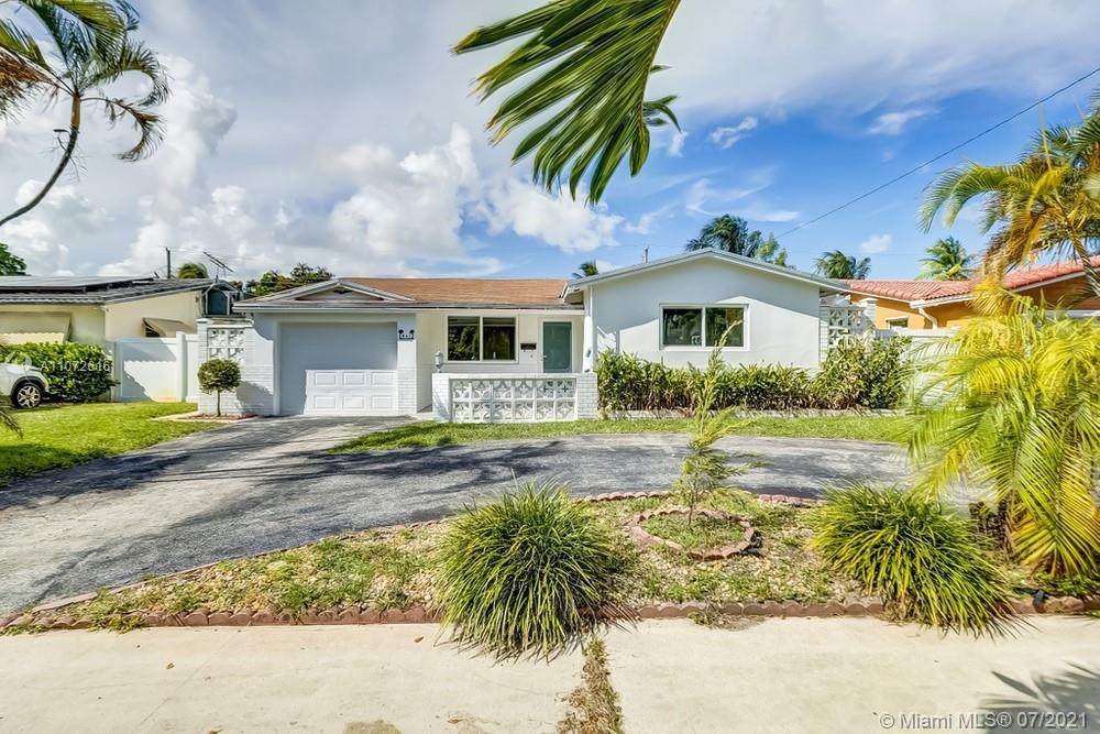 831 Highland Drive - Photo 1