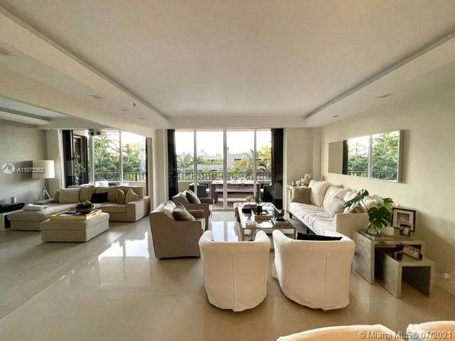 151 Crandon Blvd - Photo 1