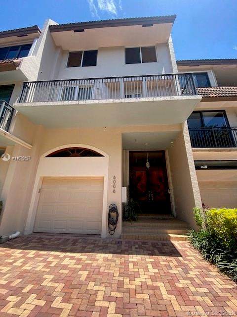 6006 Paradise Point Dr - Photo 1