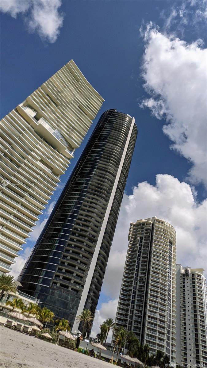 18555 Collins Ave - Photo 1