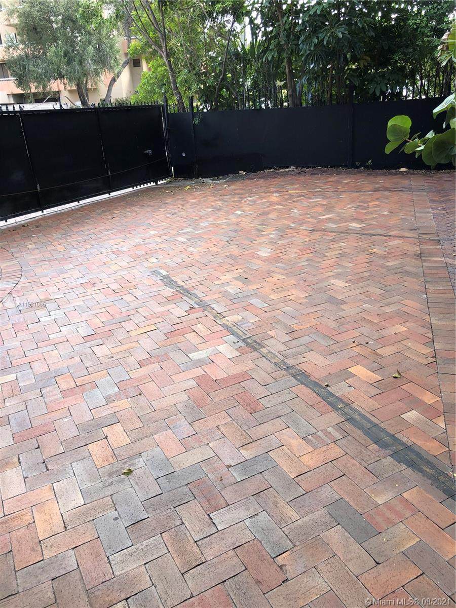 8200 Byron Ave - Photo 1
