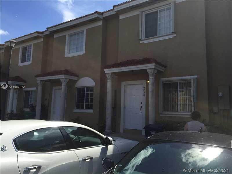 16958 138th Ct - Photo 1