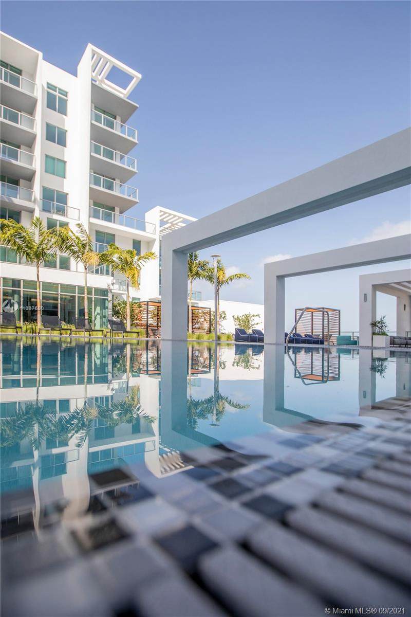 3900 Biscayne Blvd - Photo 1