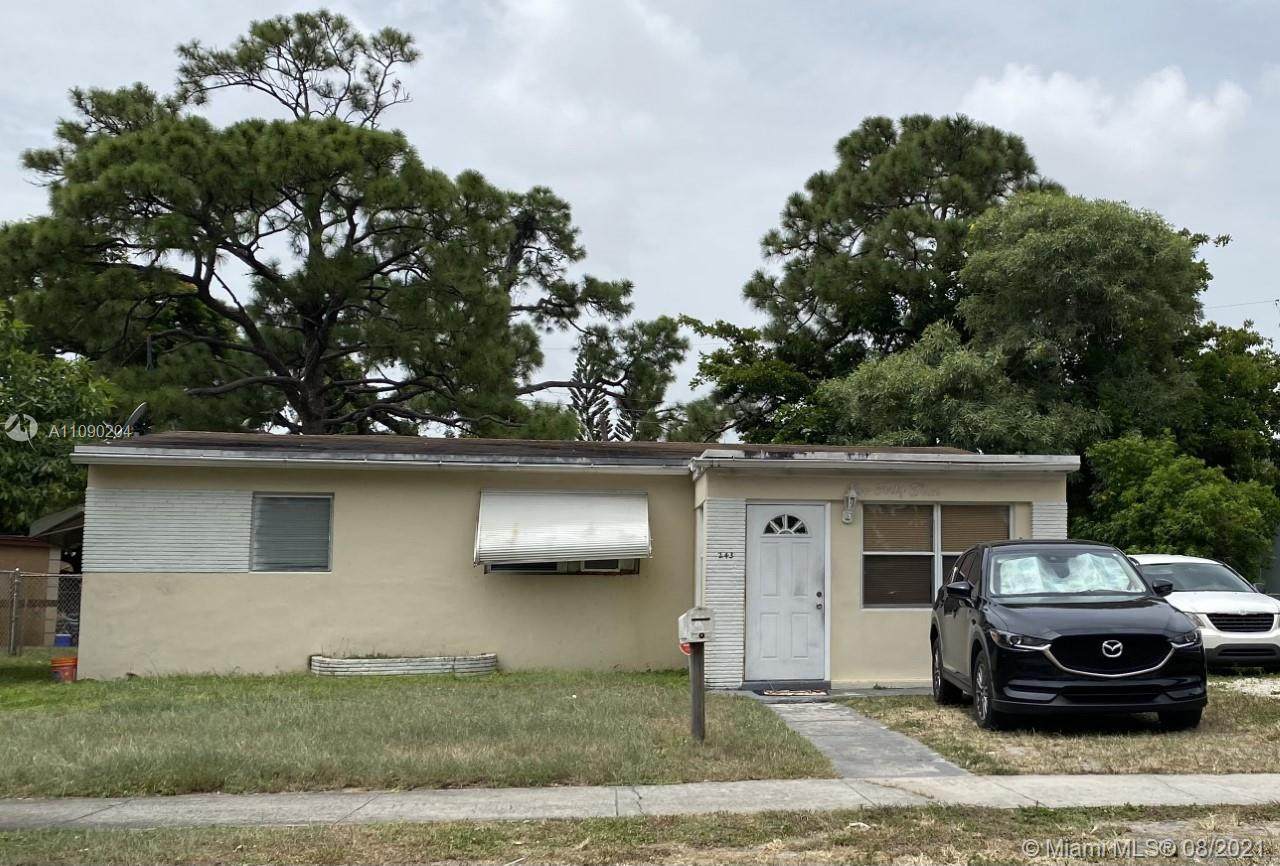 243 21st Way - Photo 1