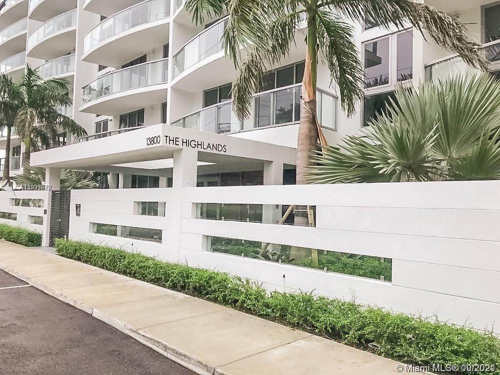 13800 Highland Dr - Photo 1