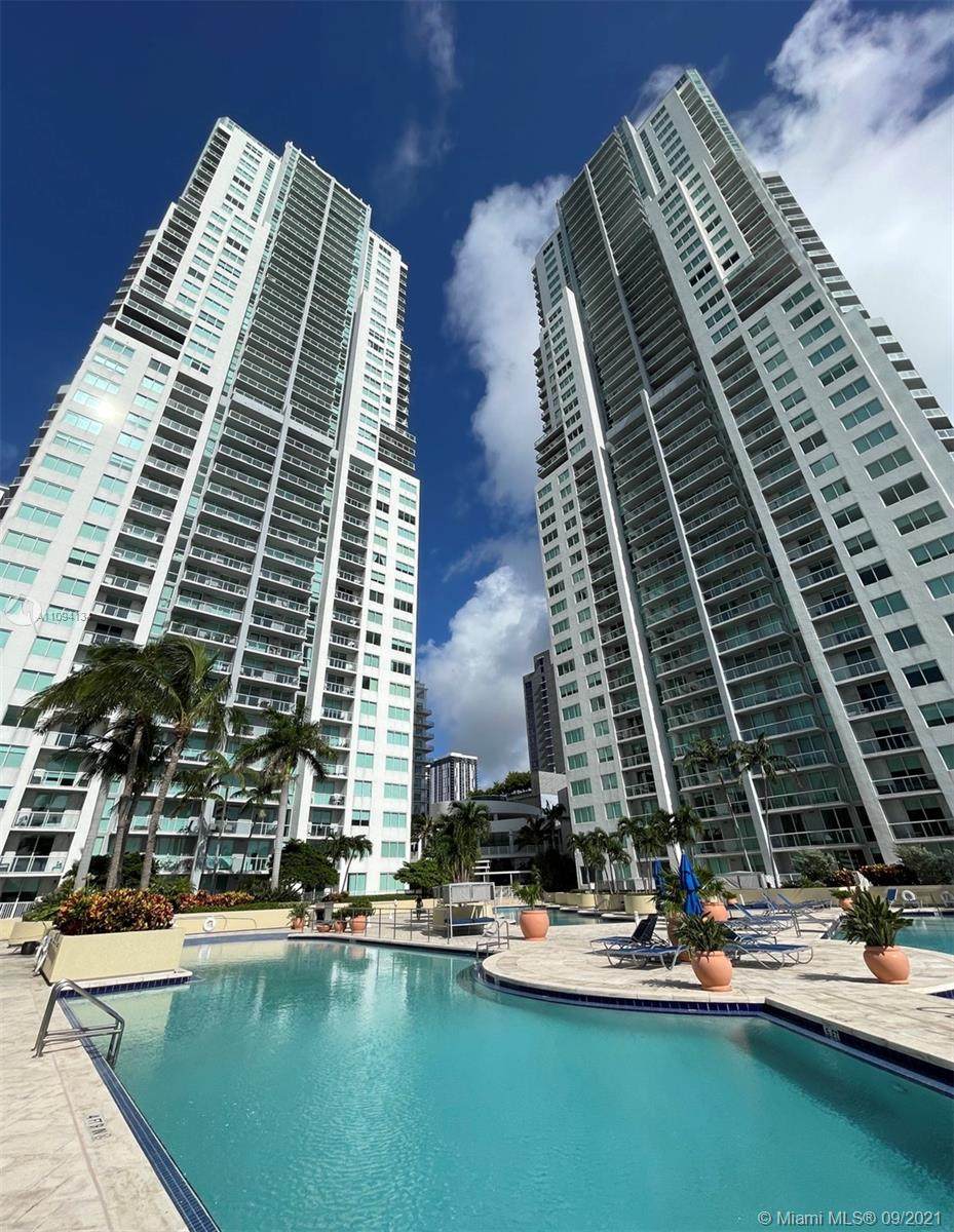 244 Biscayne Blvd - Photo 1
