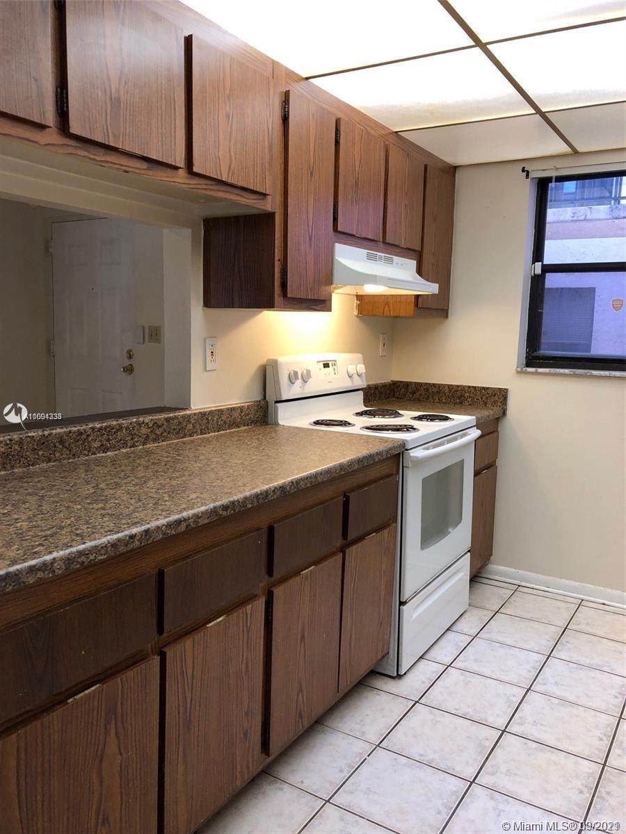 1720 Congress Ave - Photo 1