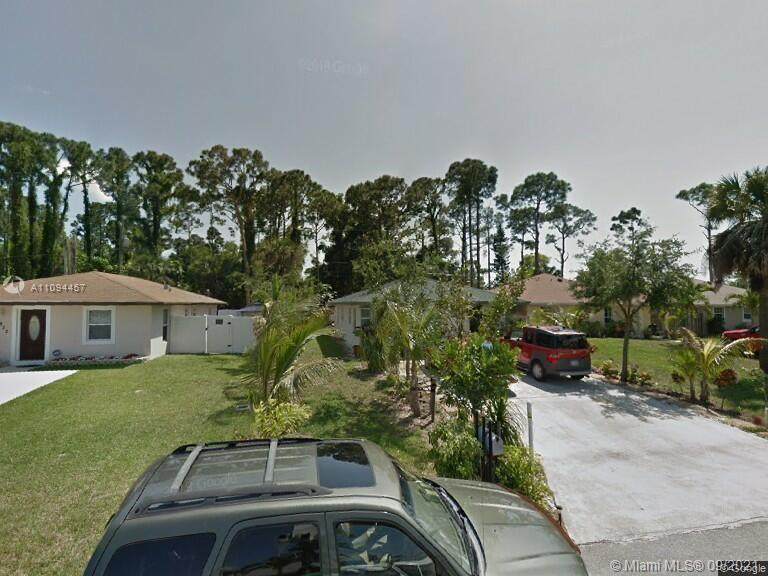 4942 Dillon St - Photo 1