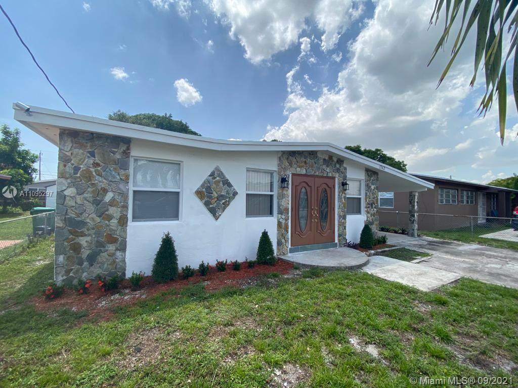 1762 154th St - Photo 1