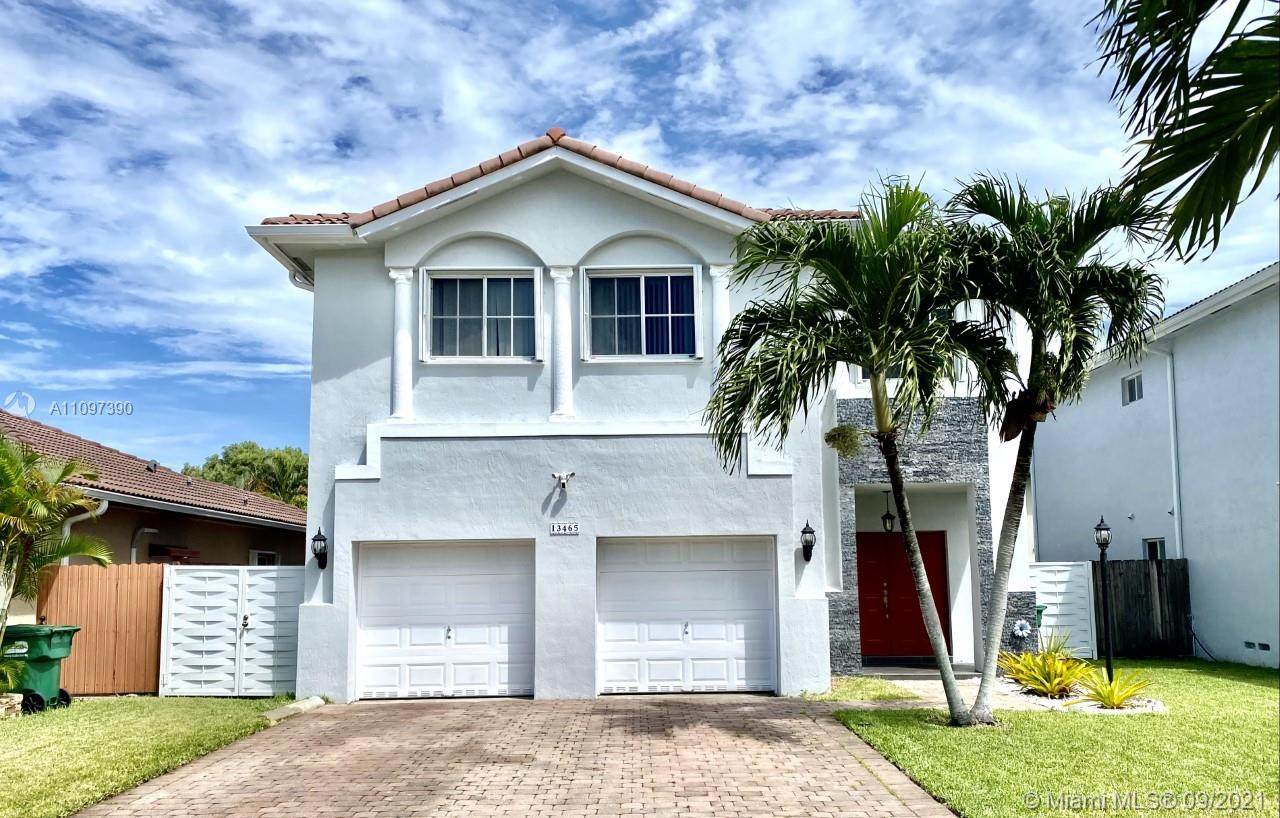 13465 290th St - Photo 1