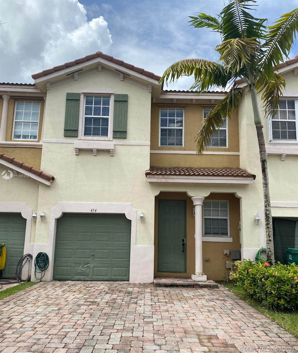 454 21st Ave - Photo 1