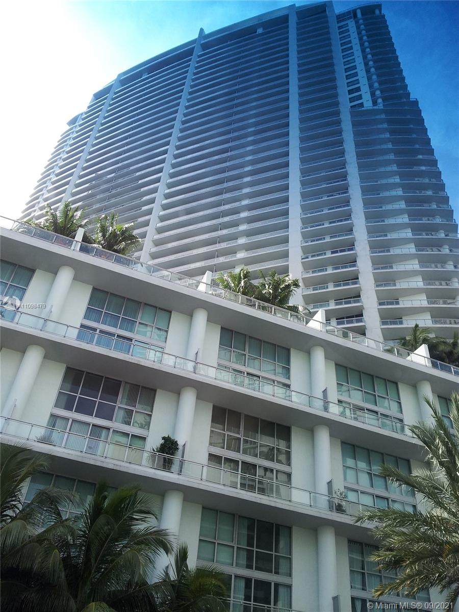 350 Miami Ave - Photo 1