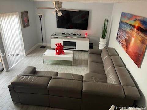 2418 Waterside Dr - Photo 1