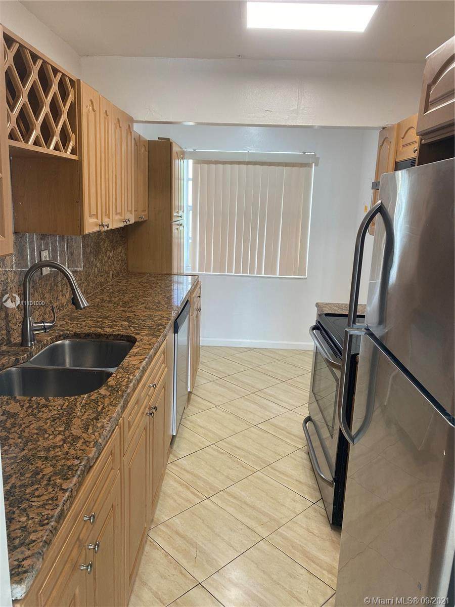 3120 Pine Island Rd - Photo 1